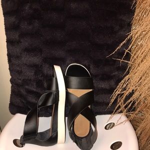 (Target Brand) Little bit of wedged Size 8